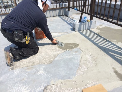 下地膨れ部分　補修